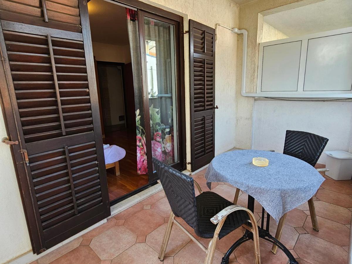 Apartments & Rooms Gaspar Rovigno Esterno foto