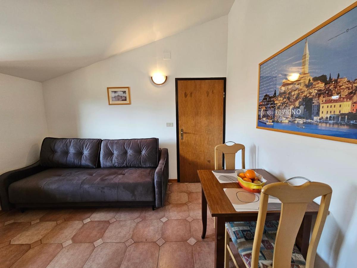 Apartments & Rooms Gaspar Rovigno Esterno foto