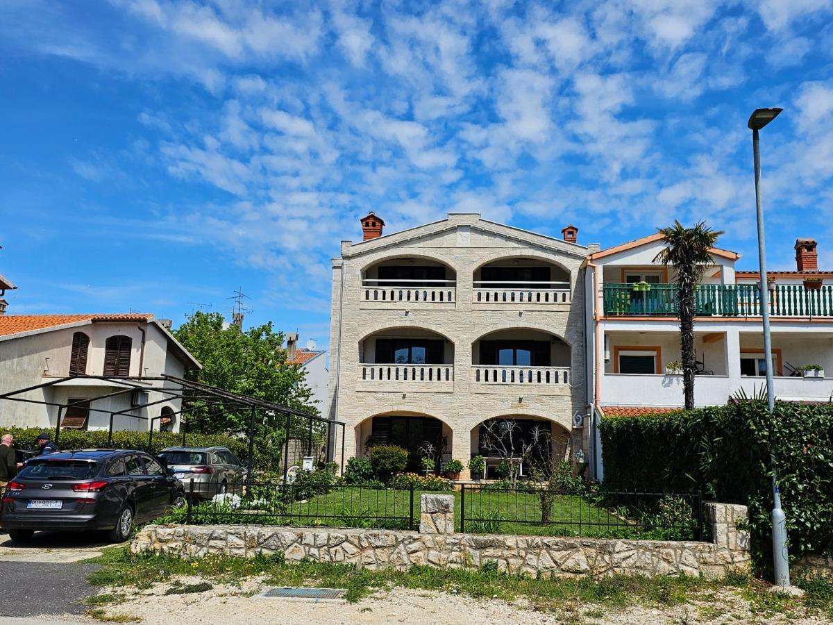Apartments & Rooms Gaspar Rovigno Esterno foto