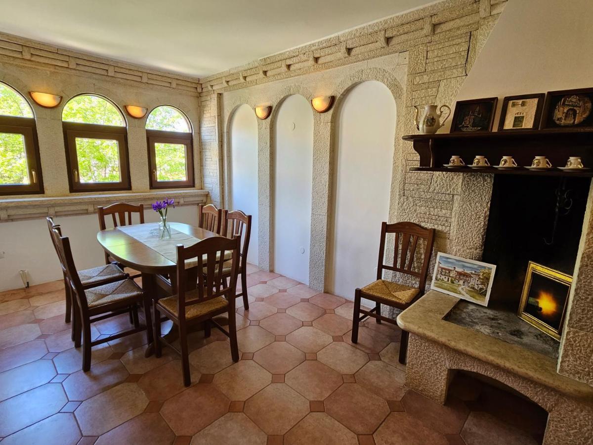 Apartments & Rooms Gaspar Rovigno Esterno foto